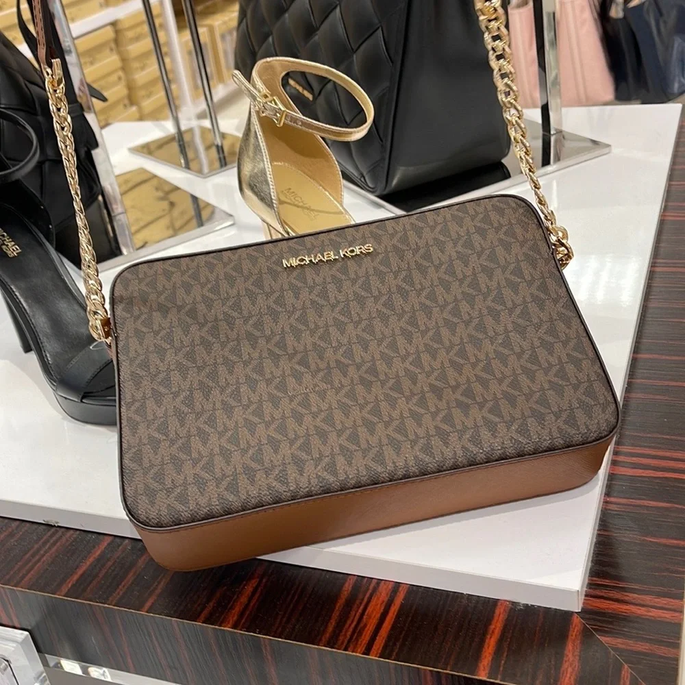 Michael Kors Large Jet Set Item East West Crossbody Brown - Picture 4 of 16